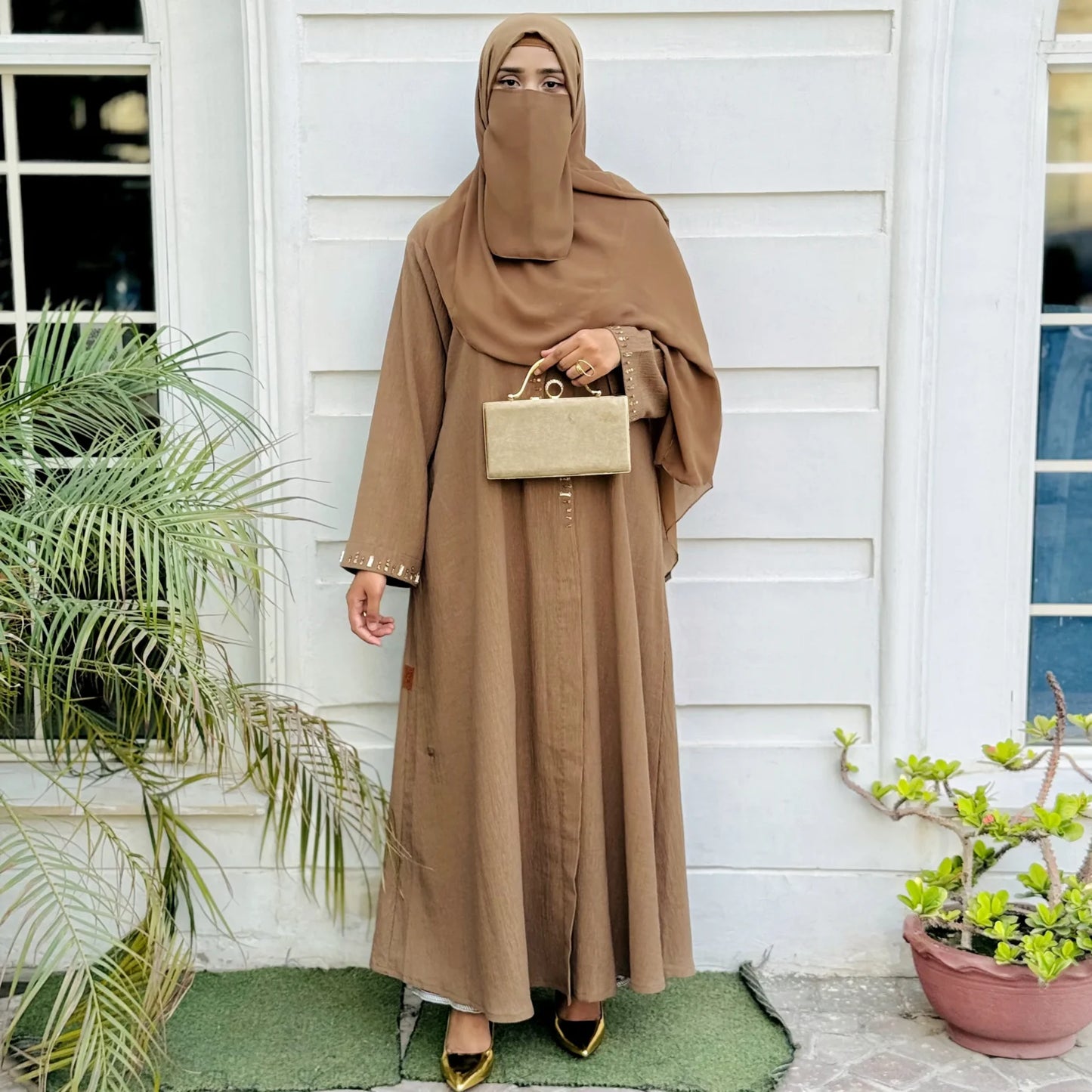 Desert Bloom Abaya