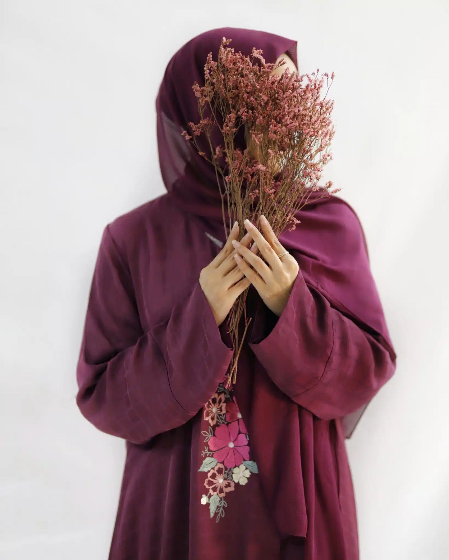 Aubergine Bloom Abaya