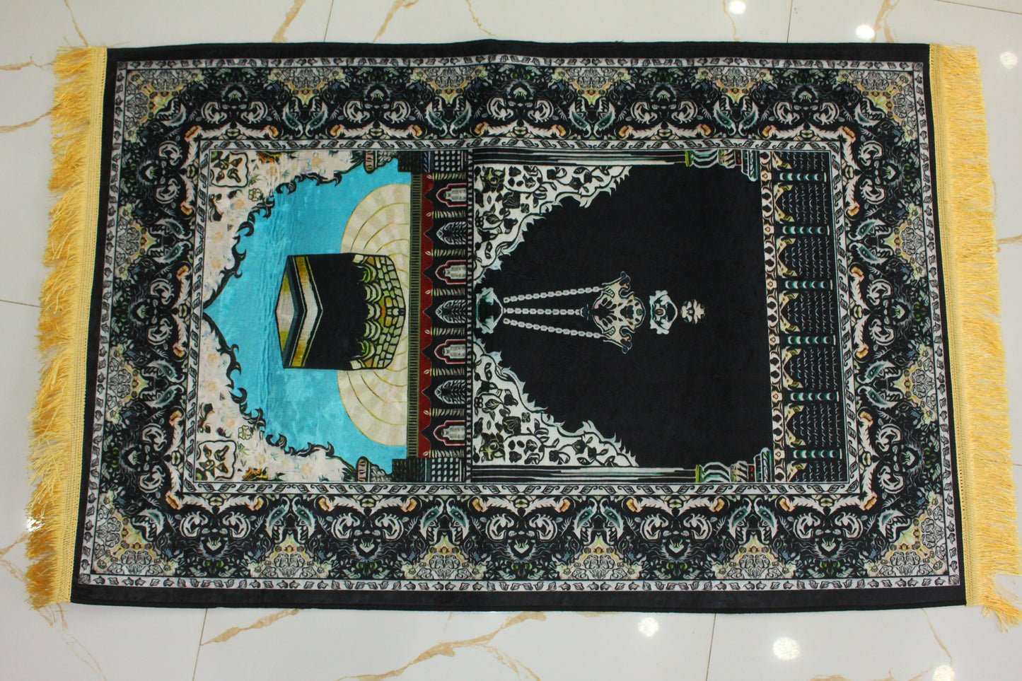 Turkish Janamaz with Kaba Design - Luxury Prayer Mat