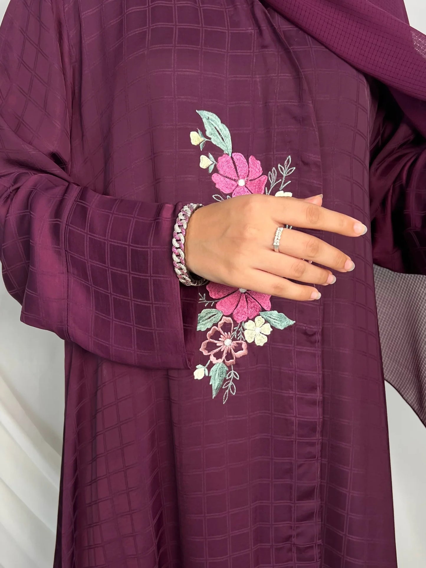 Aubergine Bloom Abaya