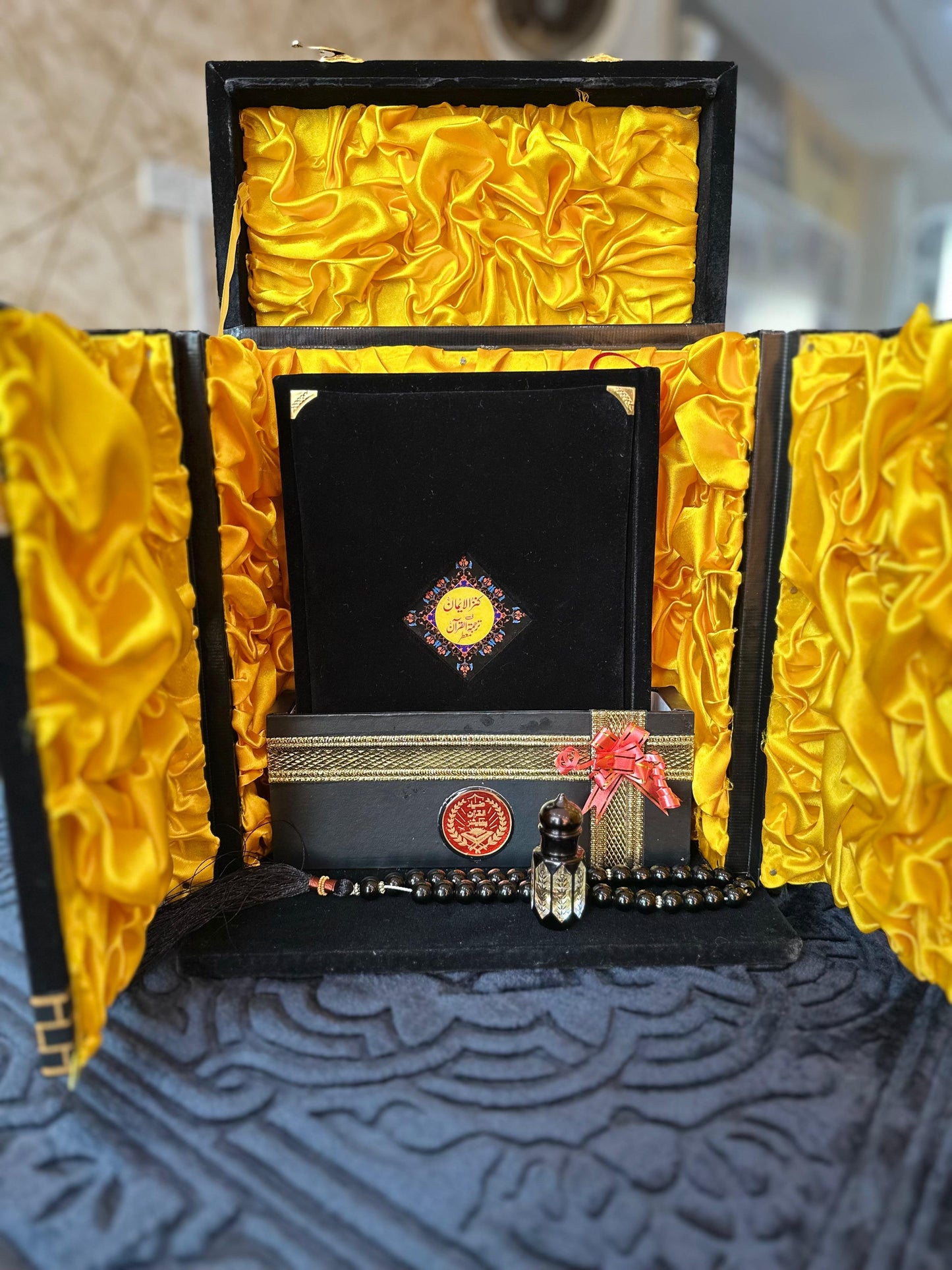 Ghilaf-e-Kaba Design Quran Pak with Premium Bag